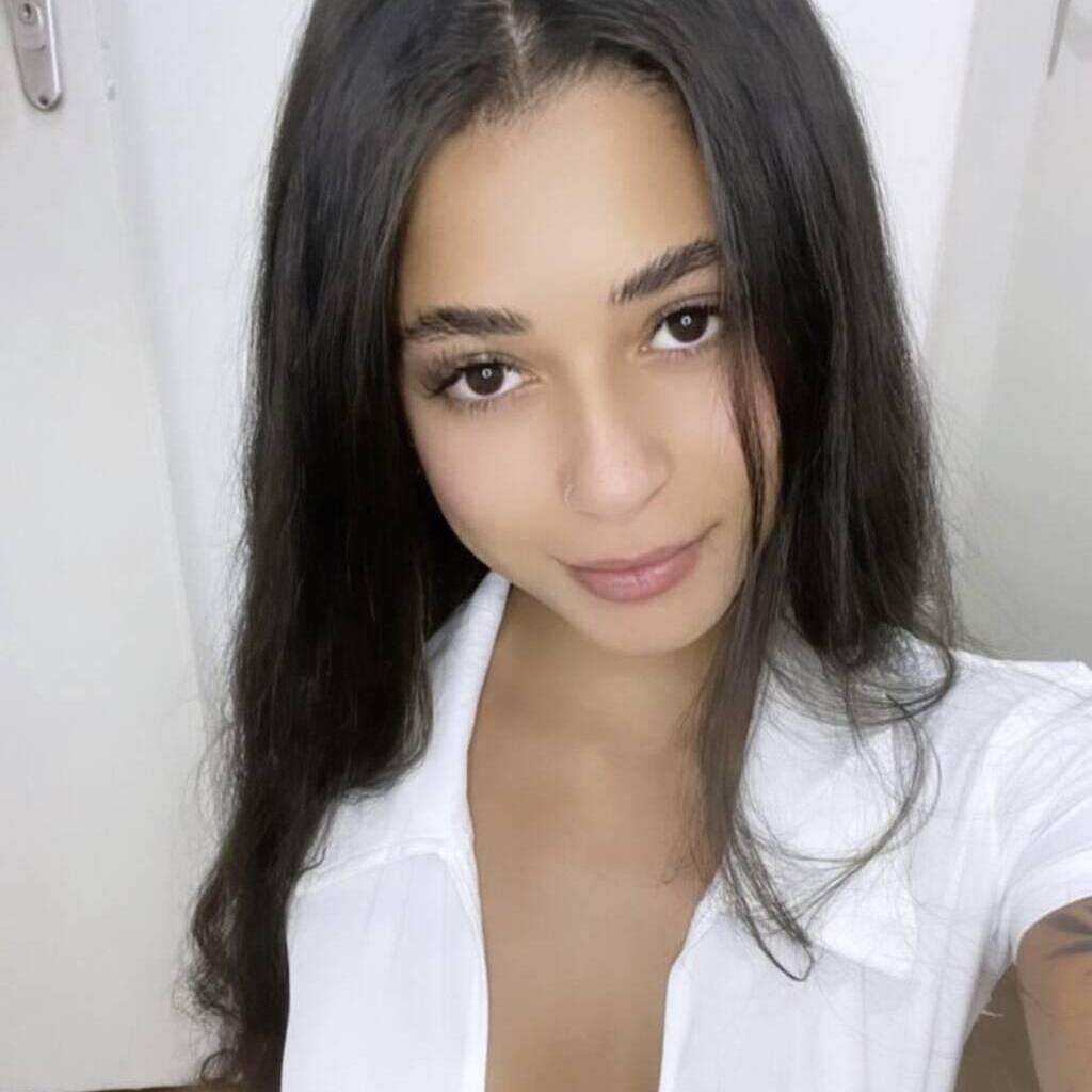 
                        Jasmine
                     is Female Escorts. | Grande Prairie | Alberta | Canada | canadatopescorts.com 