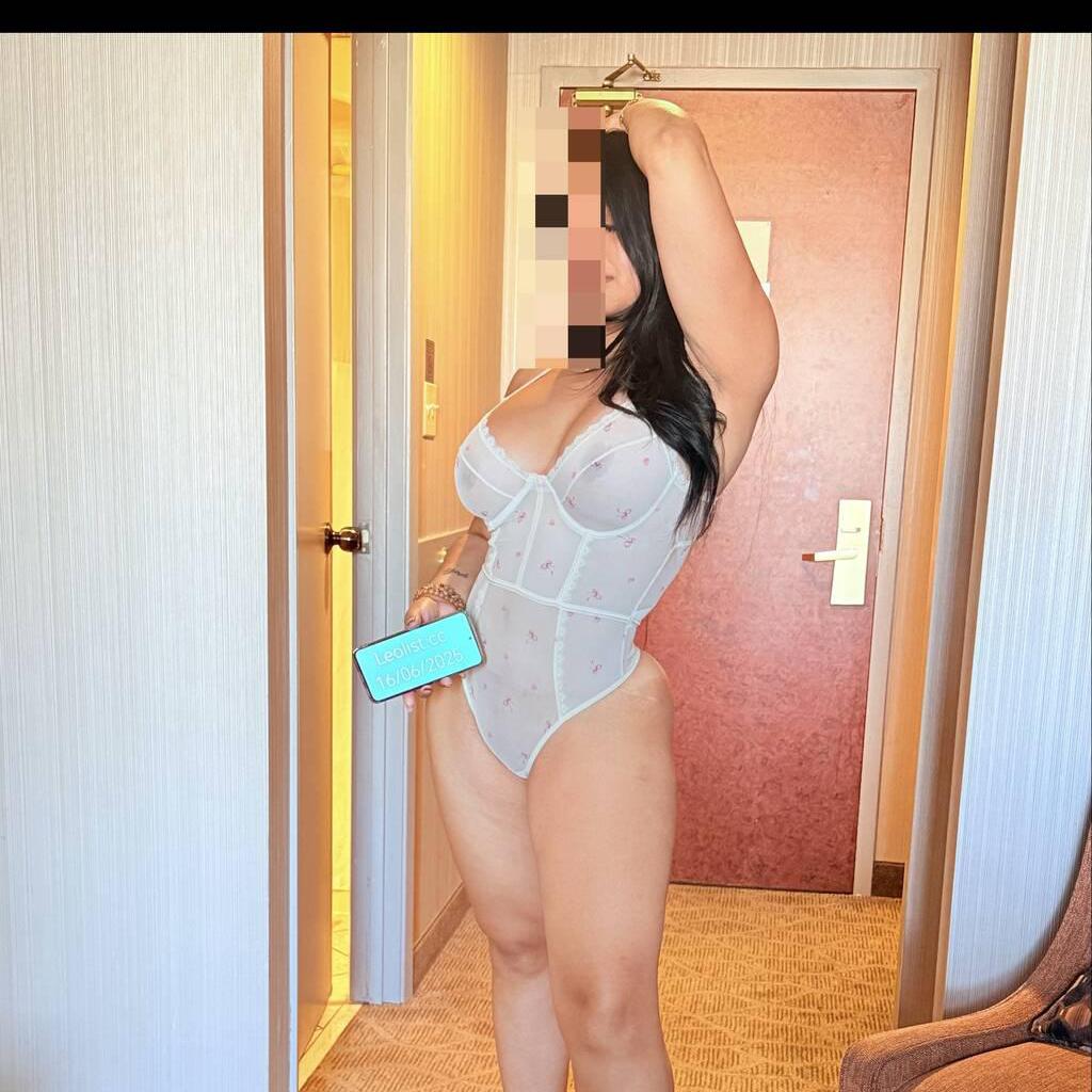 
                        Heleni
                     is Female Escorts. | Barrie | Ontario | Canada | canadatopescorts.com 