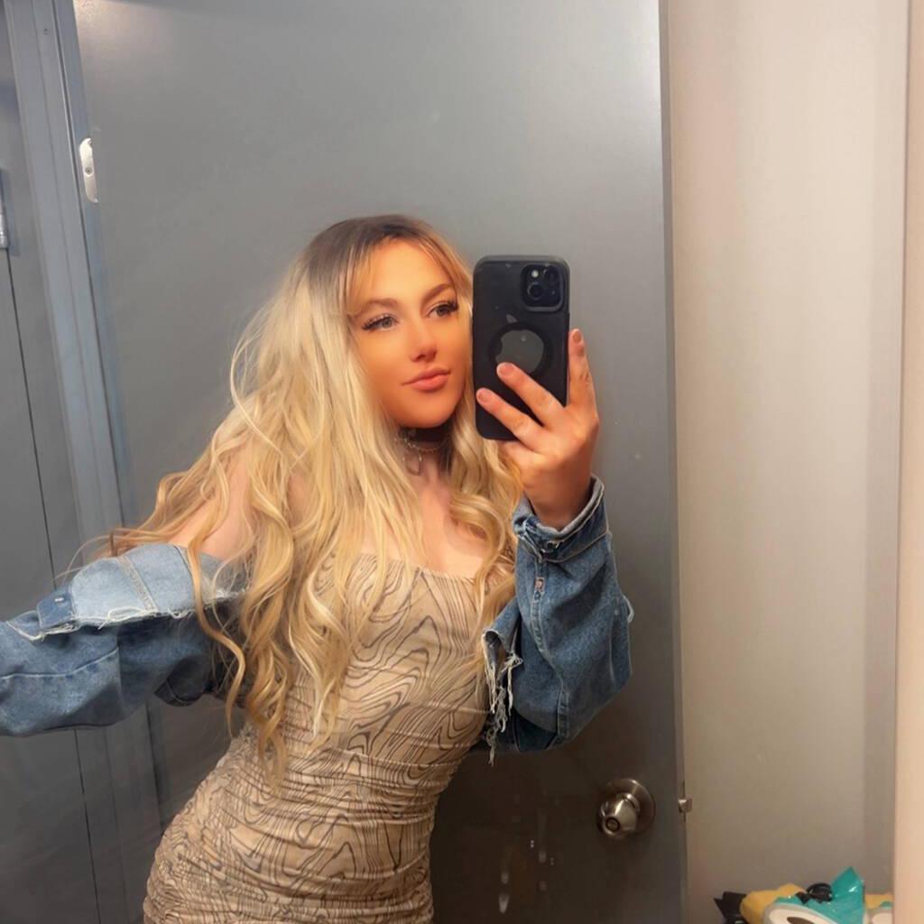 
                        LEXXX
                     is Female Escorts. | Kitchener | Ontario | Canada | canadatopescorts.com 