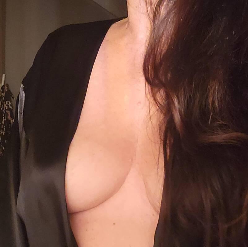 
                        Vicky
                     is Female Escorts. | Montreal | Quebec | Canada | canadatopescorts.com 
