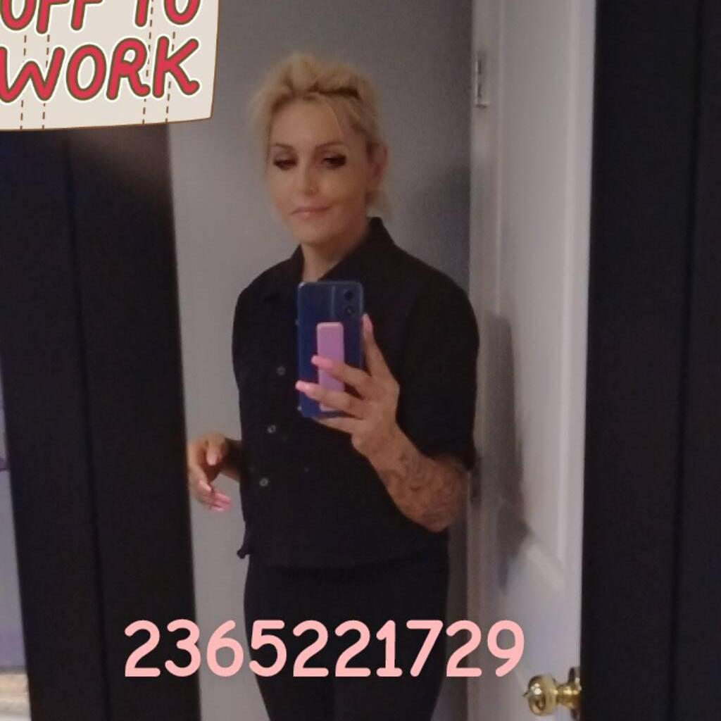 
                        Amber
                     is Female Escorts. | Abbotsford | British Columbia | Canada | canadatopescorts.com 
