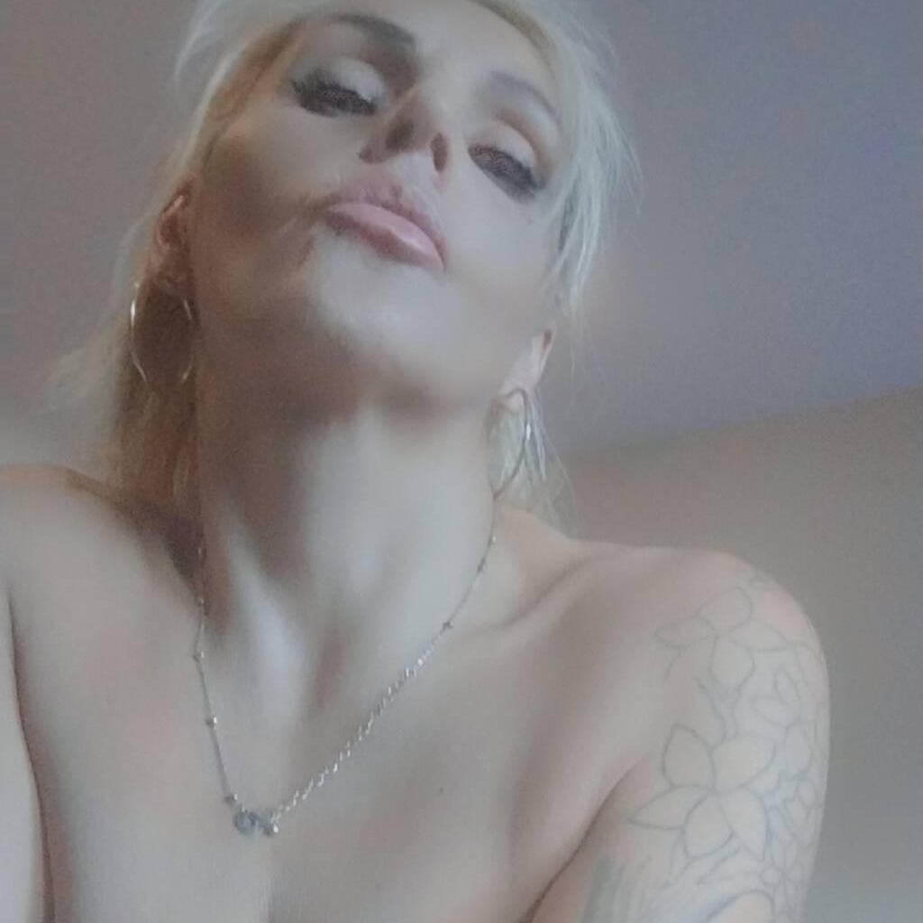 
                        Amber
                     is Female Escorts. | Abbotsford | British Columbia | Canada | canadatopescorts.com 