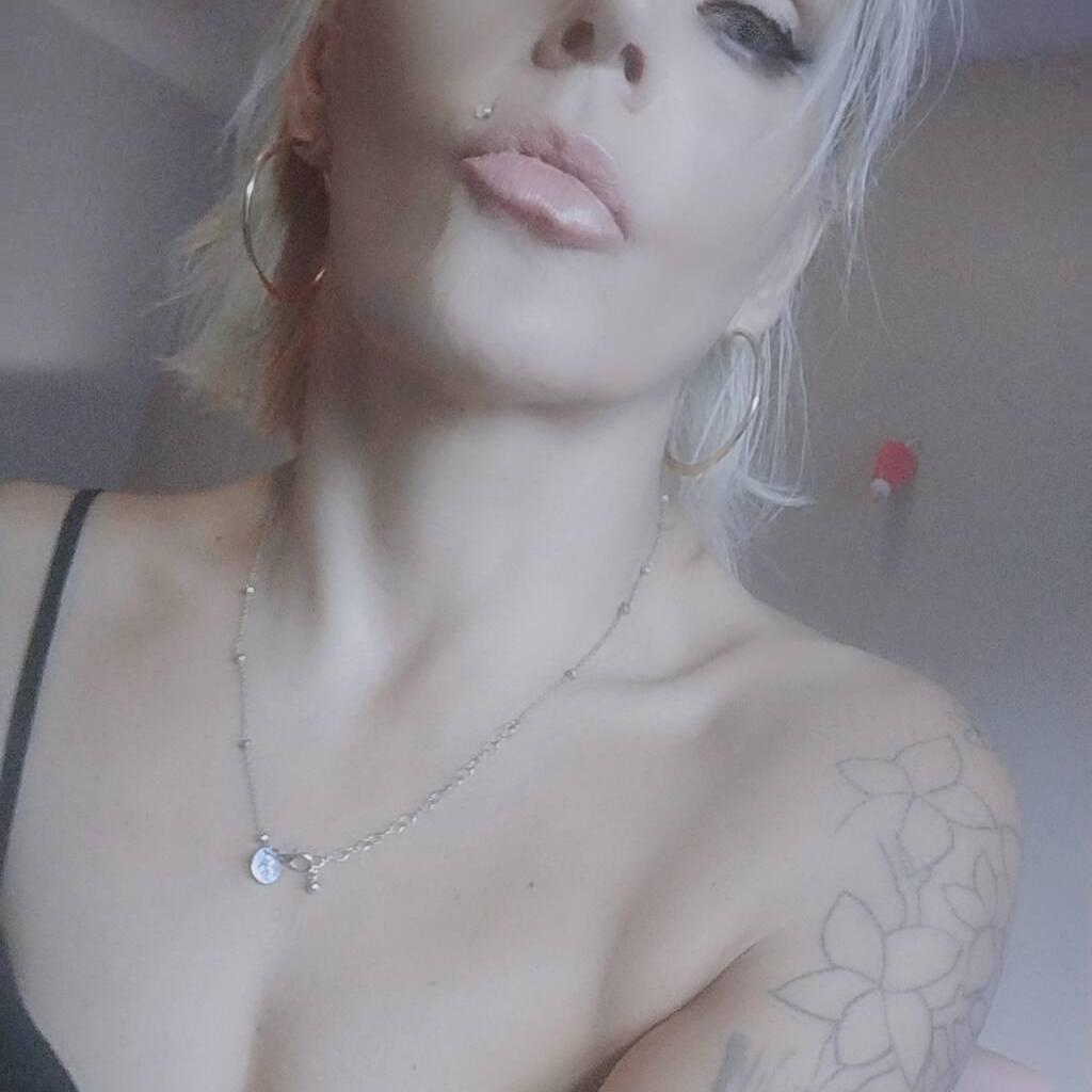 
                        Amber
                     is Female Escorts. | Abbotsford | British Columbia | Canada | canadatopescorts.com 