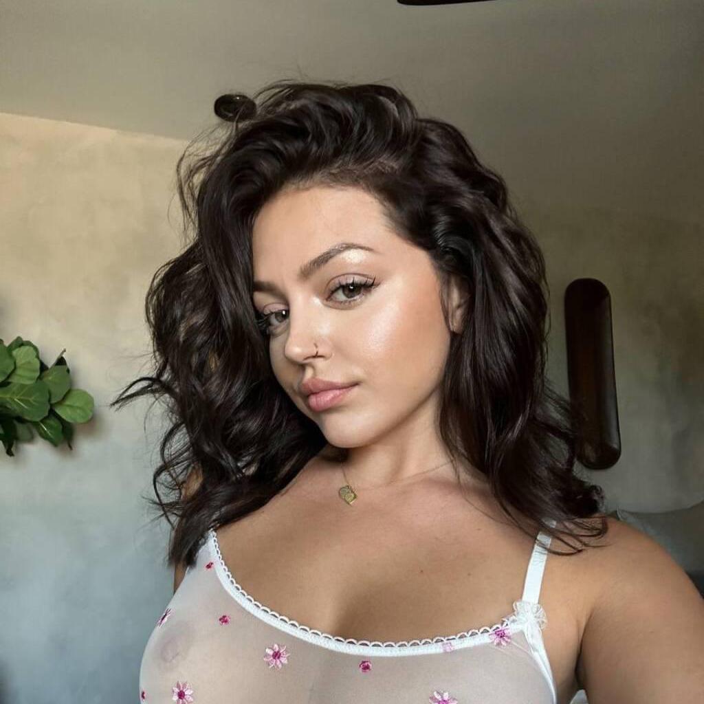 
                        Kim
                     is Female Escorts. | Peace River Country | British Columbia | Canada | canadatopescorts.com 