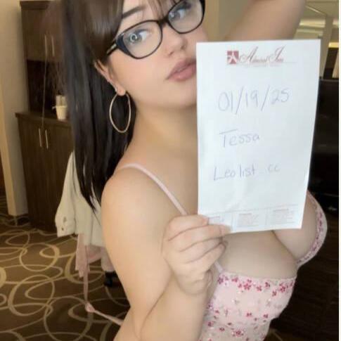 
                        Serena
                     is Female Escorts. | Hamilton | Ontario | Canada | canadatopescorts.com 