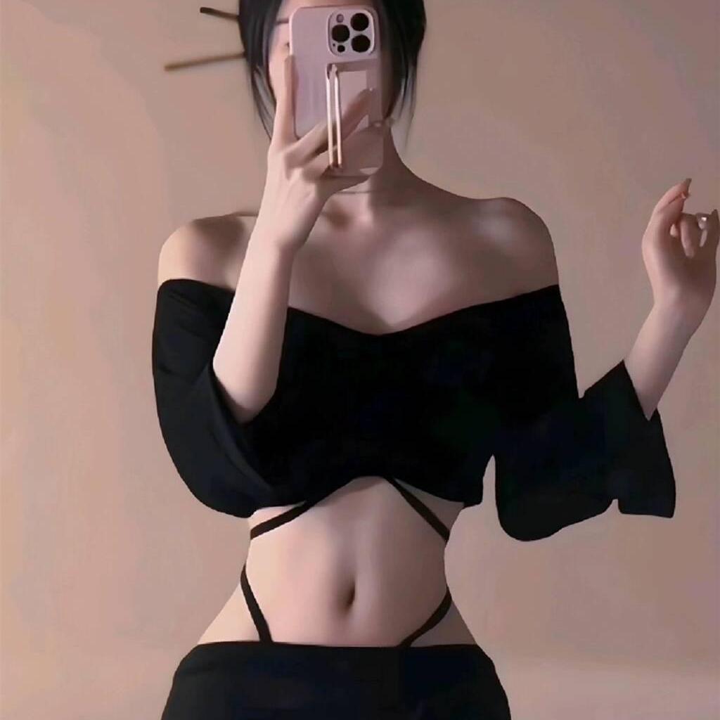 
                        May
                     is Female Escorts. | Sunshine Coast | British Columbia | Canada | canadatopescorts.com 