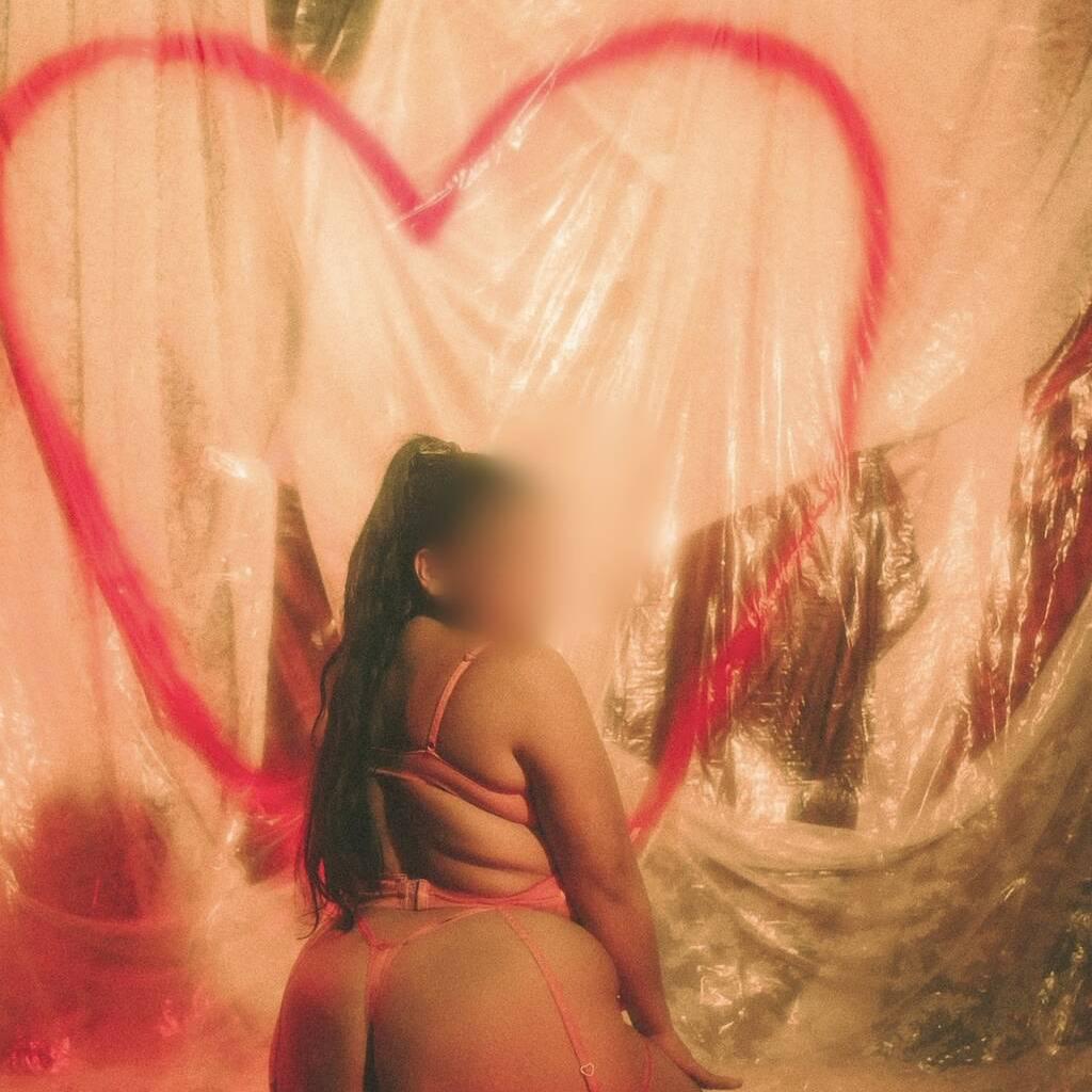 
                        Camila
                     is Female Escorts. | Calgary | Alberta | Canada | canadatopescorts.com 