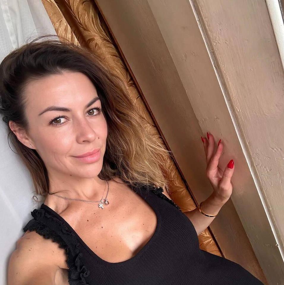
                        Bella
                     is Female Escorts. | Kitchener | Ontario | Canada | canadatopescorts.com 