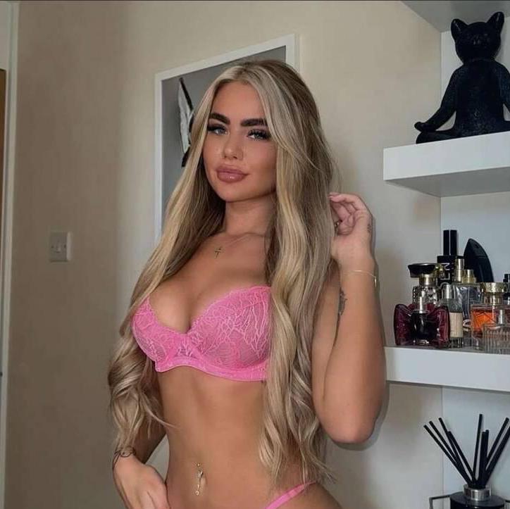 
                        Sarah
                     is Female Escorts. | Sherbrooke | Quebec | Canada | canadatopescorts.com 