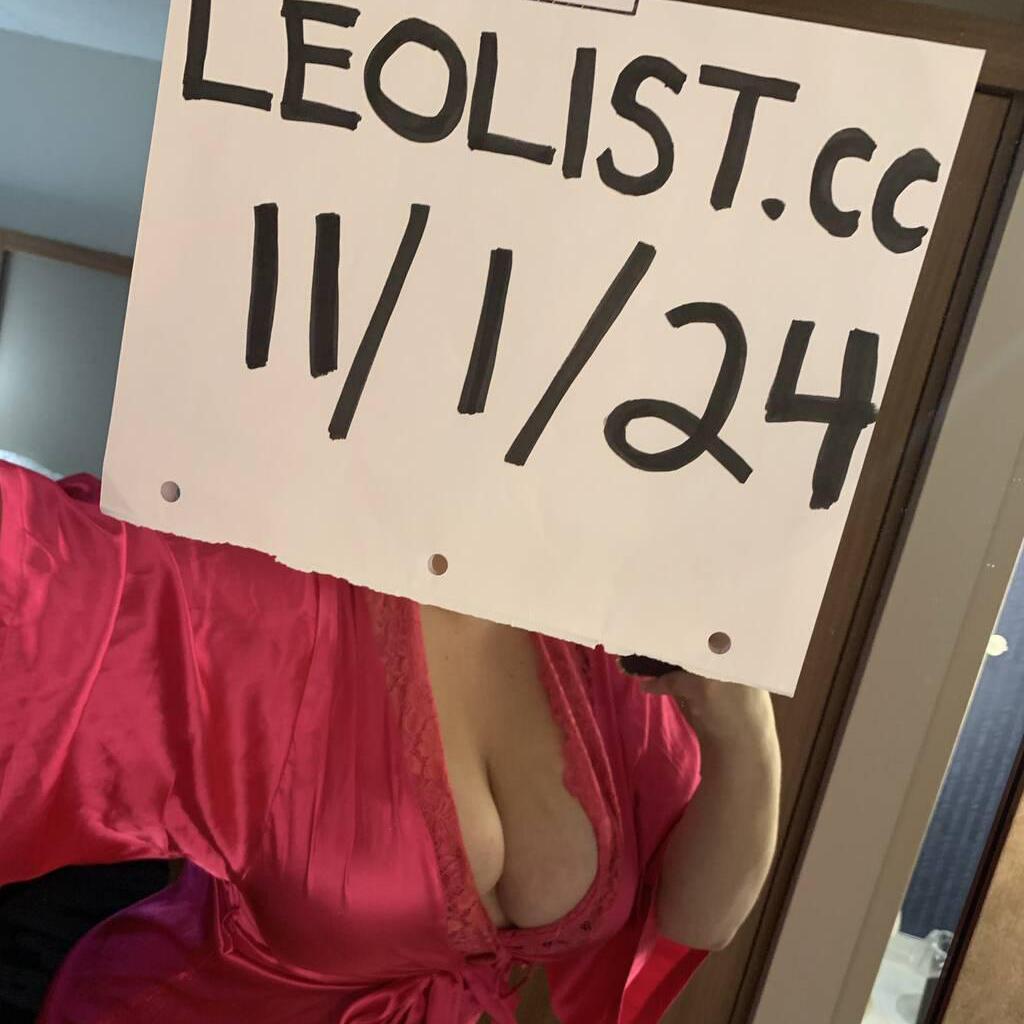 
                        Lauryn
                     is Female Escorts. | Kelowna | British Columbia | Canada | canadatopescorts.com 