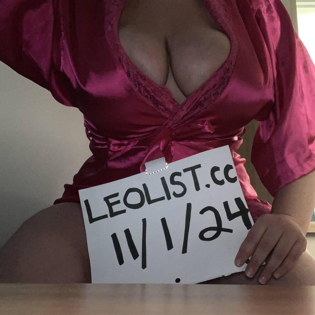 
                        Lauryn
                     is Female Escorts. | Kelowna | British Columbia | Canada | canadatopescorts.com 