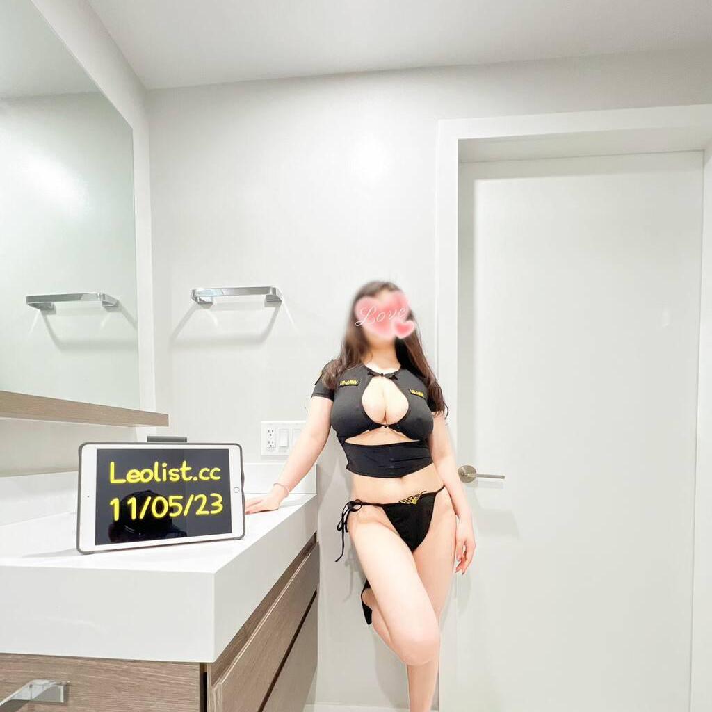 
                        Lemon
                     is Female Escorts. | Vancouver | British Columbia | Canada | canadatopescorts.com 