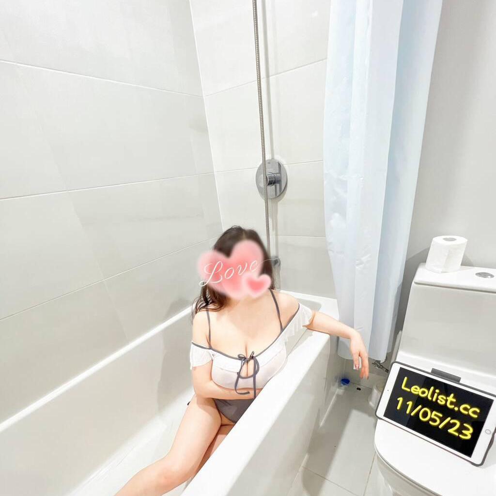 
                        Lemon
                     is Female Escorts. | Vancouver | British Columbia | Canada | canadatopescorts.com 