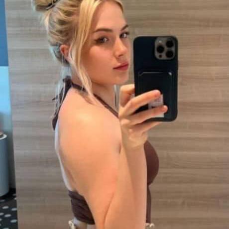 
                        Elfie Lopez
                     is Female Escorts. | Brandon | Manitoba | Canada | canadatopescorts.com 