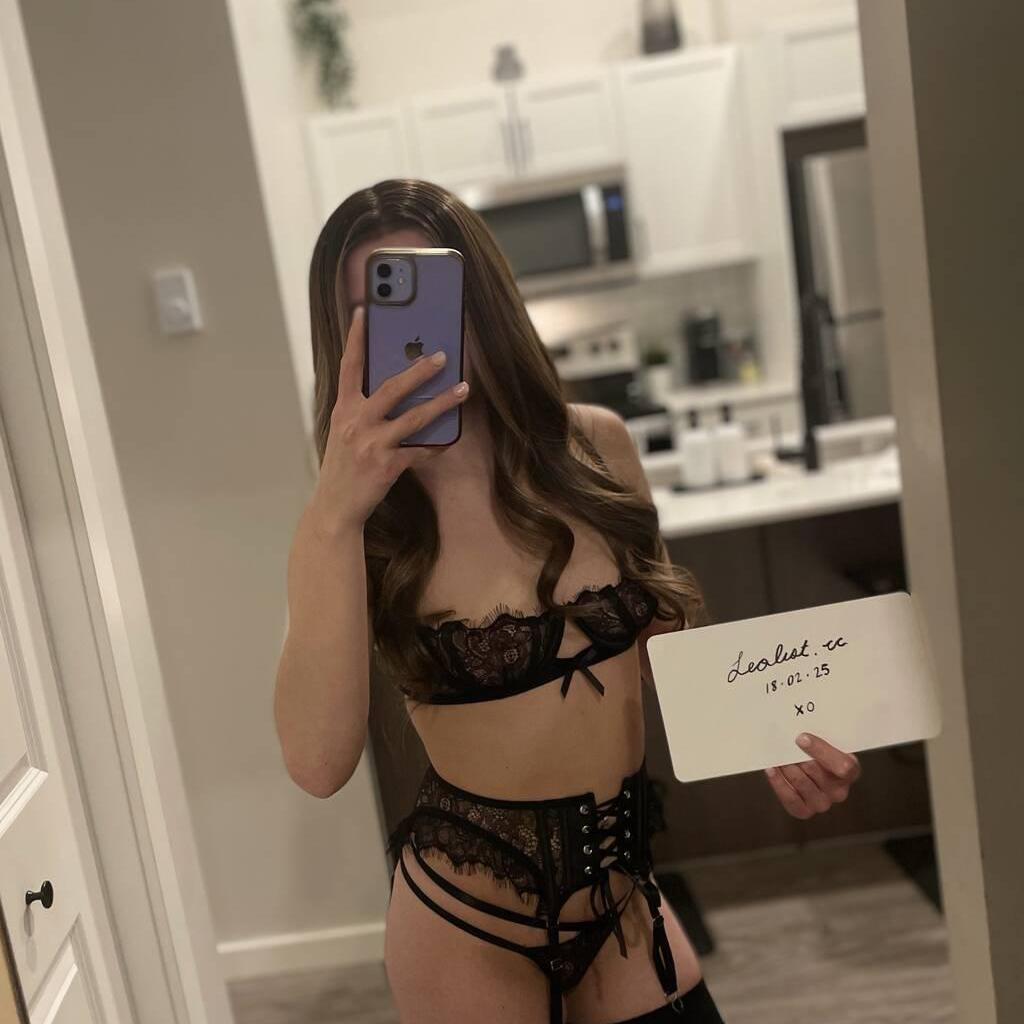 
                        Rosey
                     is Female Escorts. | Vancouver | British Columbia | Canada | canadatopescorts.com 