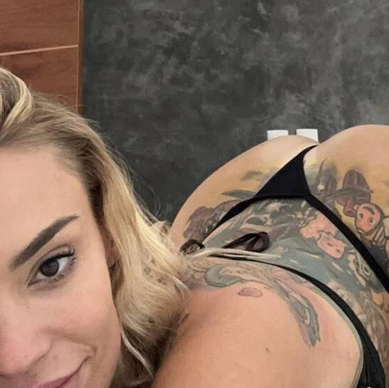 
                        Brianna & Christal
                     is Female Escorts. | Montreal | Quebec | Canada | canadatopescorts.com 