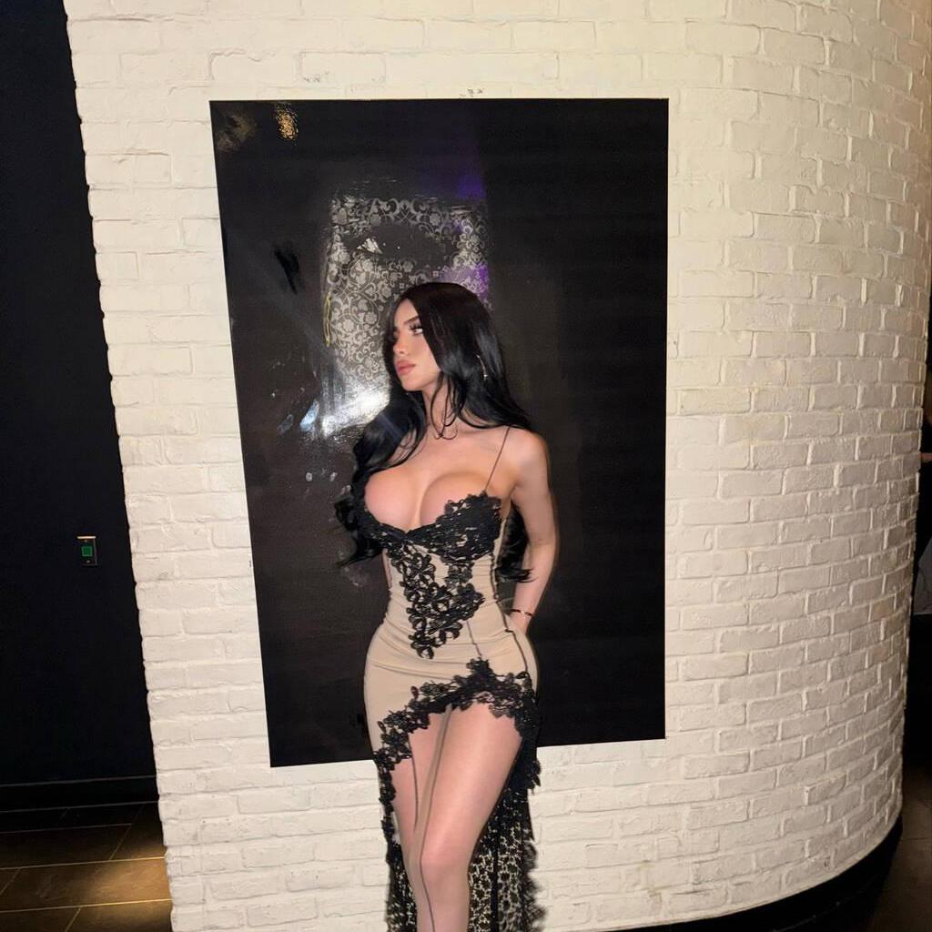 
                        MEXICAN BARBIE
                     is Female Escorts. | Calgary | Alberta | Canada | canadatopescorts.com 