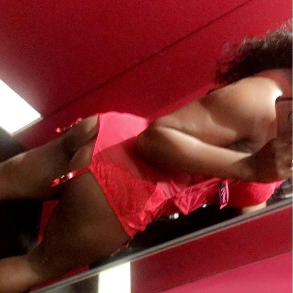 
                        Nova
                     is Female Escorts. | Barrie | Ontario | Canada | canadatopescorts.com 