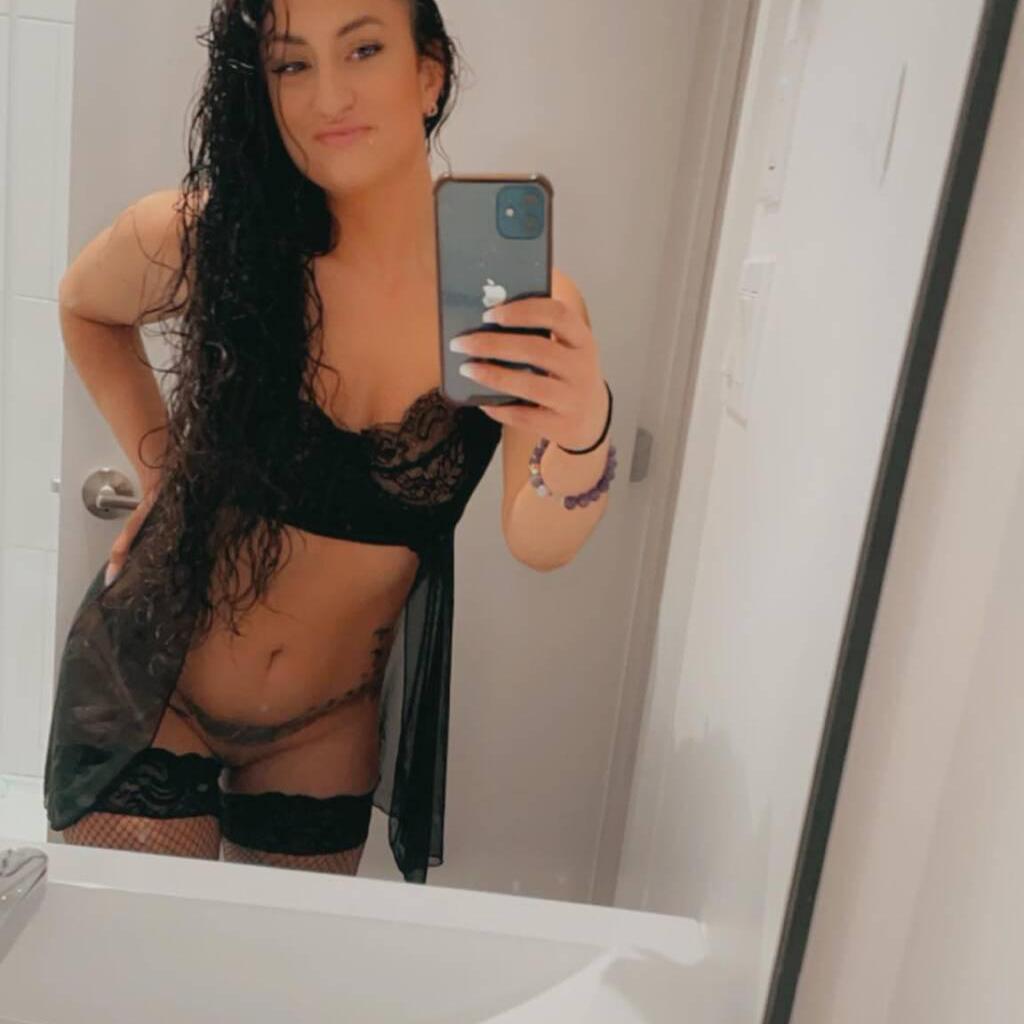 
                        Eva
                     is Female Escorts. | Quebec City | Quebec | Canada | canadatopescorts.com 