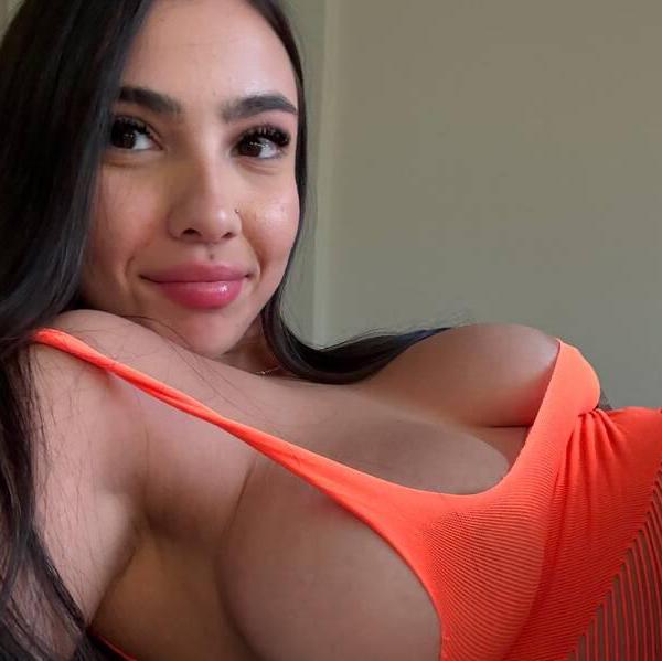 
                        Julie
                     is Female Escorts. | Sherbrooke | Quebec | Canada | canadatopescorts.com 