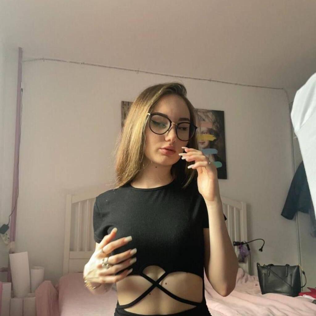 
                        Aleesha
                     is Female Escorts. | Prince Albert | Saskatchewan | Canada | canadatopescorts.com 