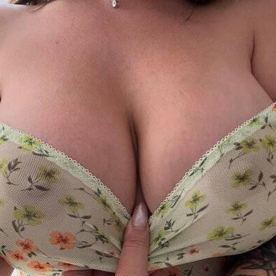 
                        Alyssa
                     is Female Escorts. | Cariboo | British Columbia | Canada | canadatopescorts.com 