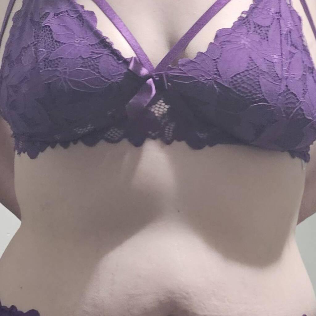 
                        LUSCIOUS LADY
                     is Female Escorts. | Kitchener | Ontario | Canada | canadatopescorts.com 