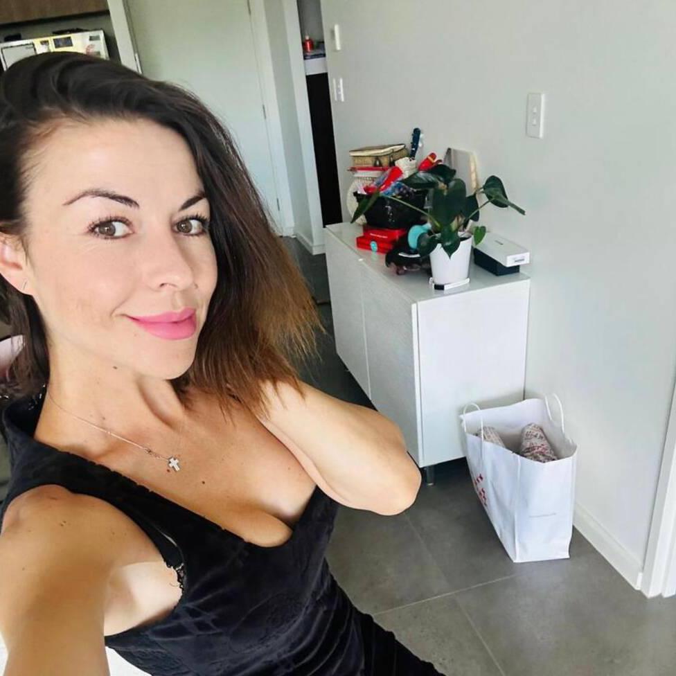 
                        Bella
                     is Female Escorts. | Kamloops | British Columbia | Canada | canadatopescorts.com 