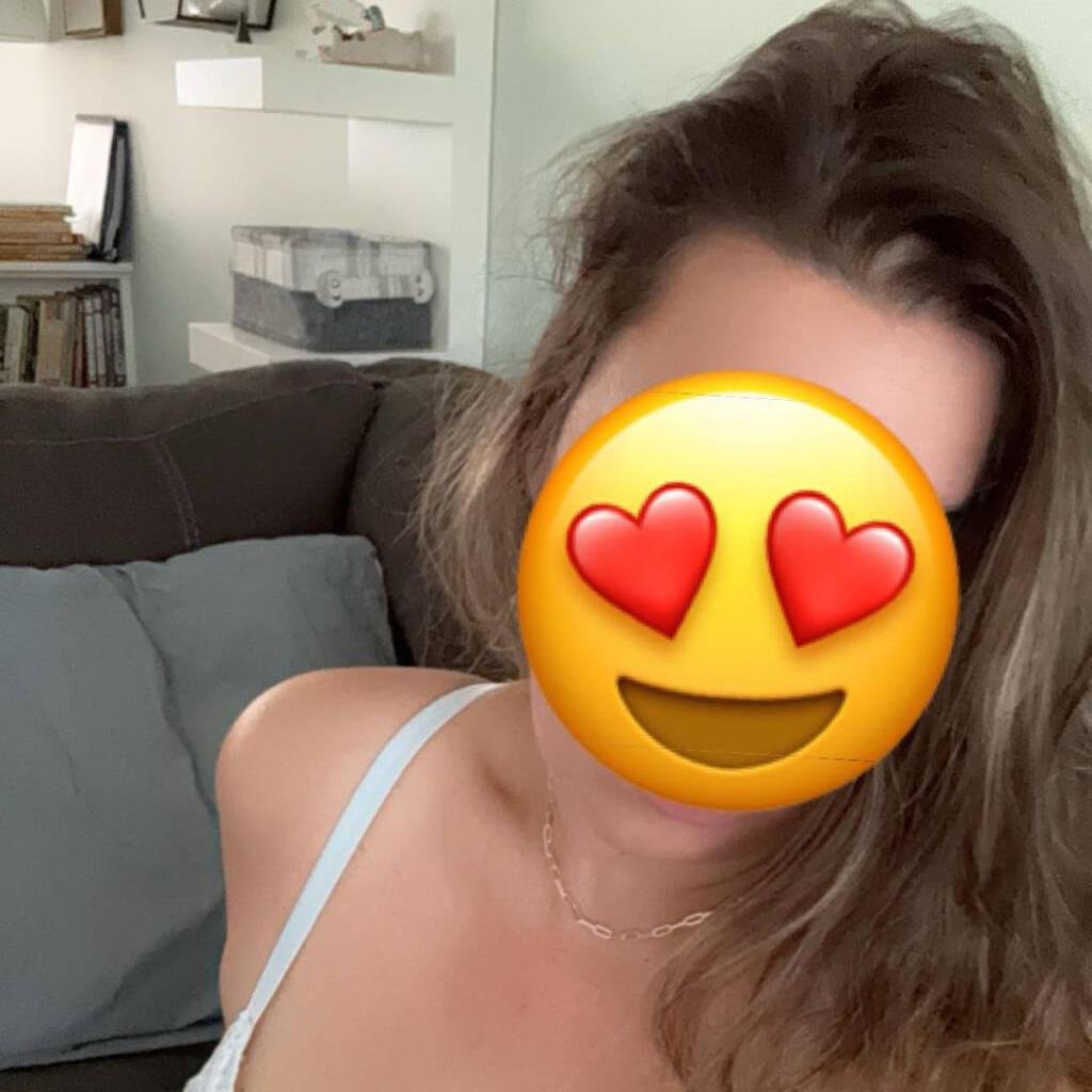 
                        Aries
                     is Female Escorts. | Fredericton | New Brunswick | Canada | canadatopescorts.com 