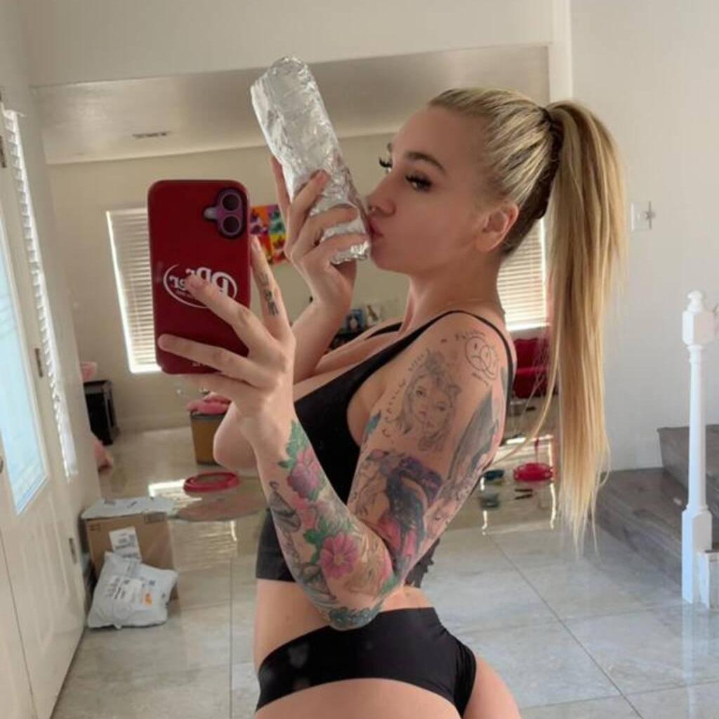 
                        Rayelle
                     is Female Escorts. | belleville | Ontario | Canada | canadatopescorts.com 