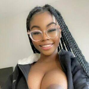 
                        Lara
                     is Female Escorts. | Regina | Saskatchewan | Canada | canadatopescorts.com 