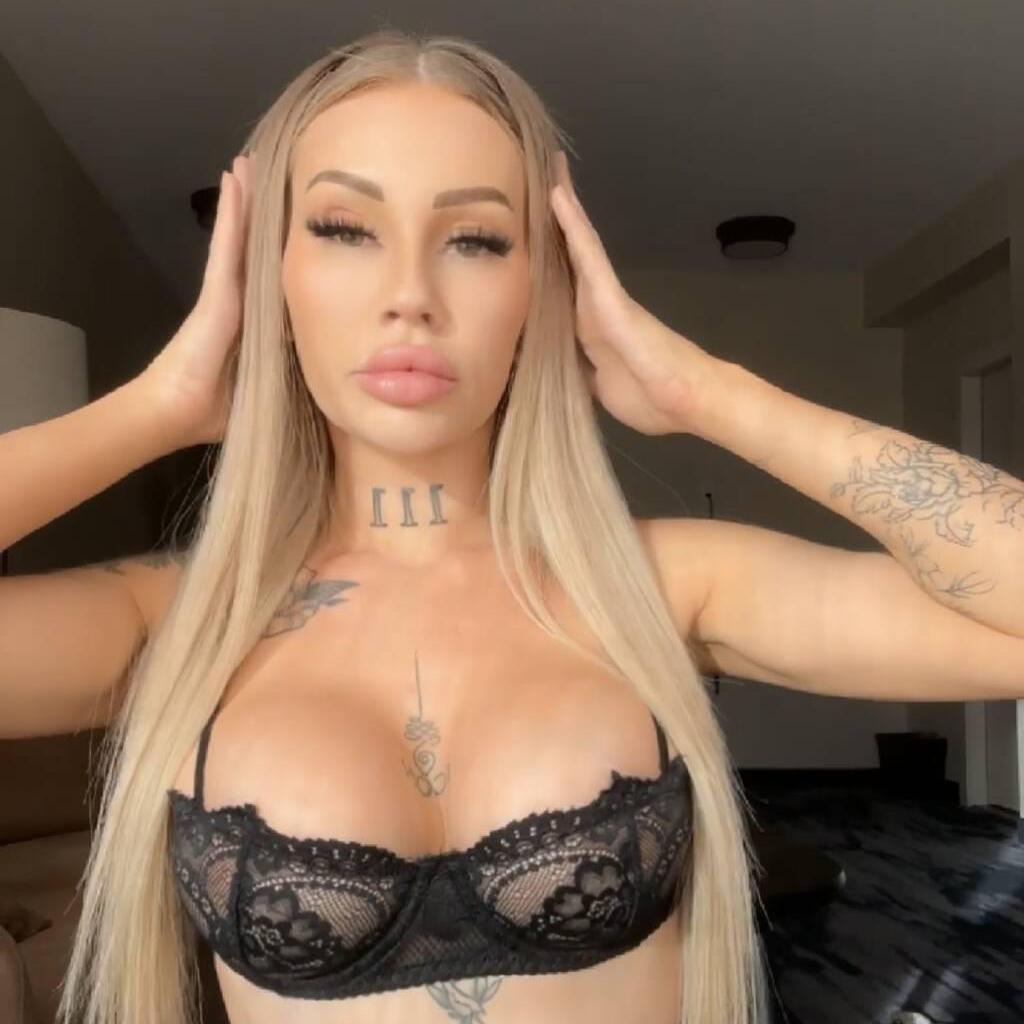 
                        Paris Paige
                     is Female Escorts. | Lethbridge | Alberta | Canada | canadatopescorts.com 