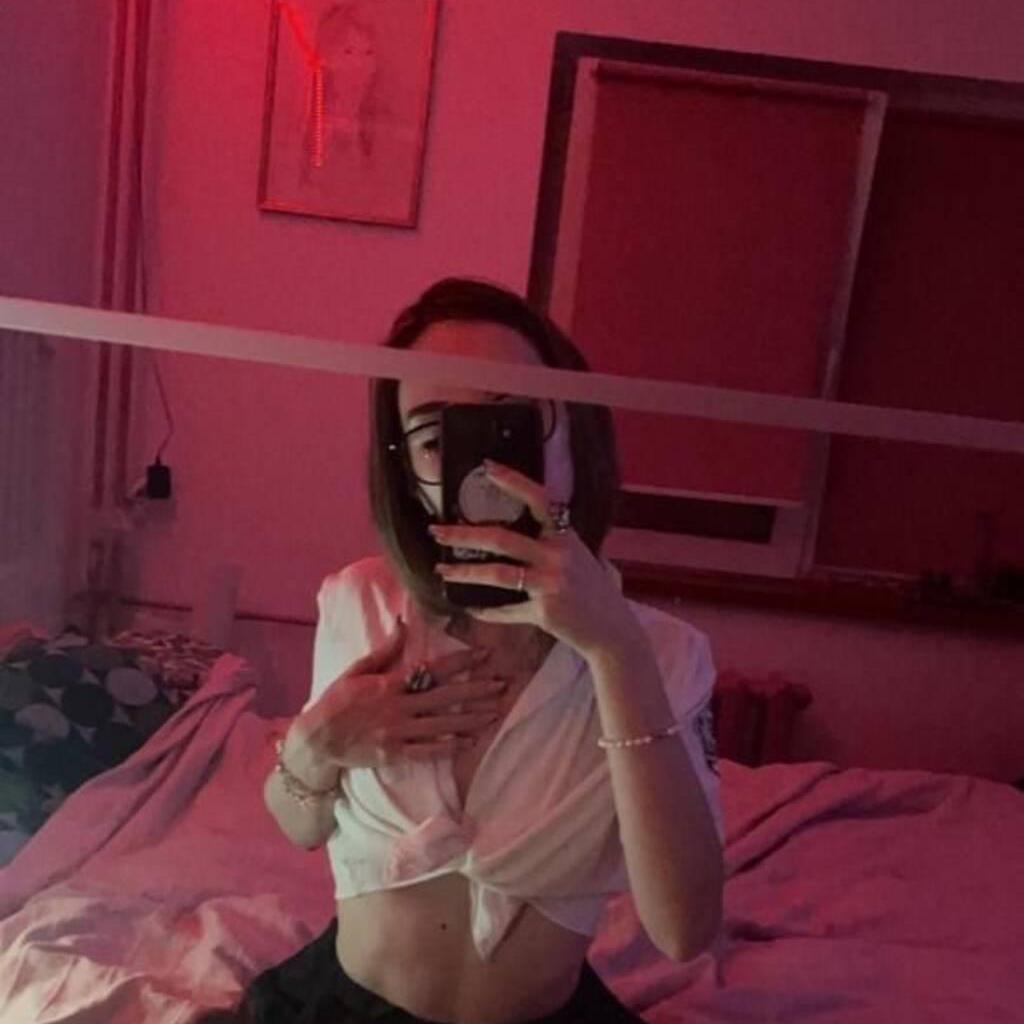 
                        Theresa
                     is Female Escorts. | Moncton | New Brunswick | Canada | canadatopescorts.com 