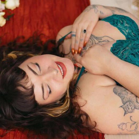 
                        Penny
                     is Female Escorts. | Skeena | British Columbia | Canada | canadatopescorts.com 