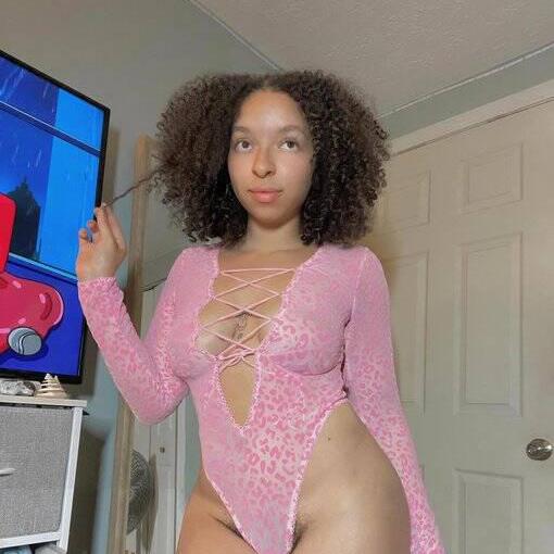 
                        Mati
                     is Female Escorts. | Peace River Country | British Columbia | Canada | canadatopescorts.com 