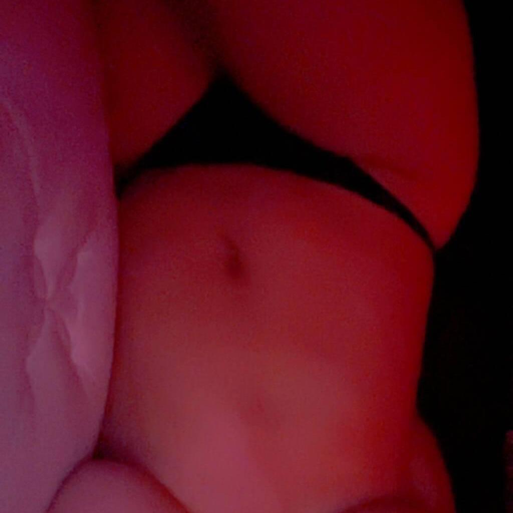 
                        BELLA
                     is Female Escorts. | belleville | Ontario | Canada | canadatopescorts.com 