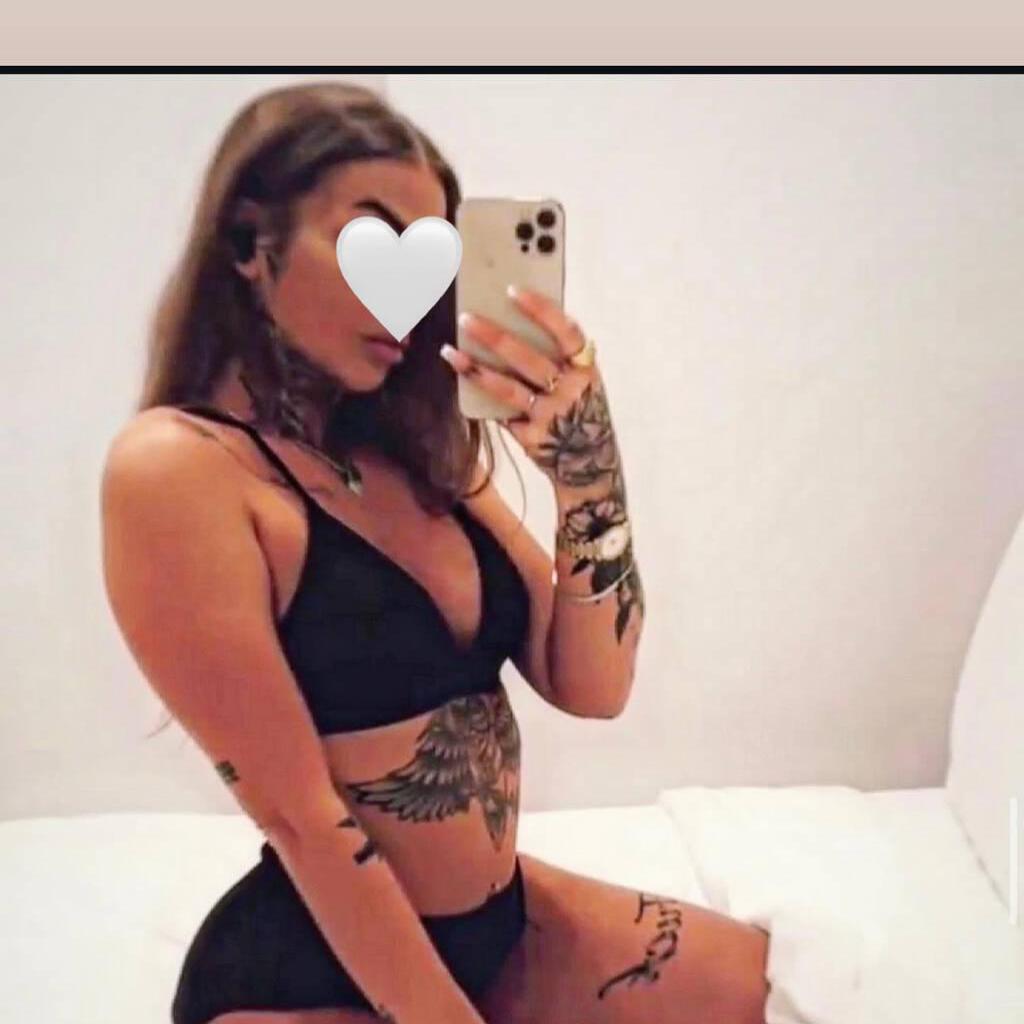 
                        Rosalie
                     is Female Escorts. | Montreal | Quebec | Canada | canadatopescorts.com 