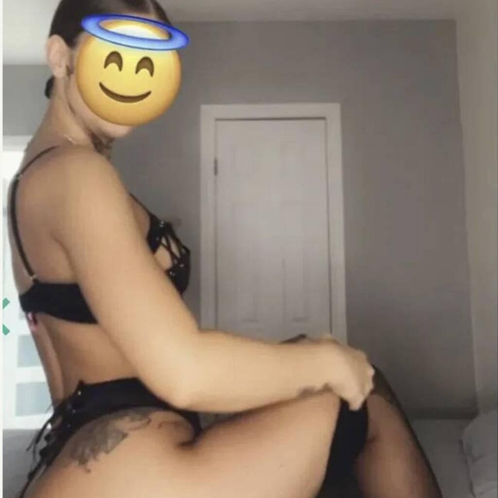 
                        Rosalie
                     is Female Escorts. | Montreal | Quebec | Canada | canadatopescorts.com 