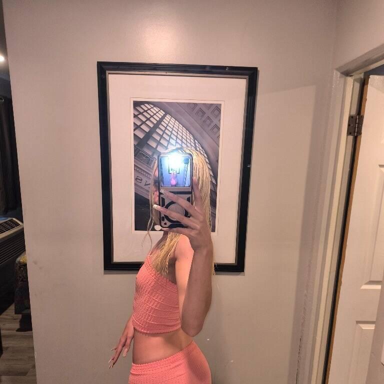 
                        Celina
                     is Female Escorts. | Barrie | Ontario | Canada | canadatopescorts.com 