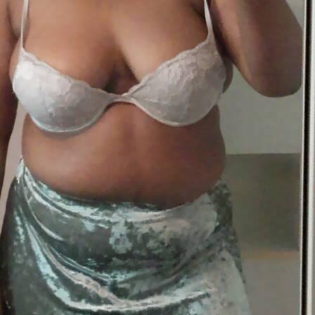 
                        Ruby
                     is Female Escorts. | Quebec City | Quebec | Canada | canadatopescorts.com 