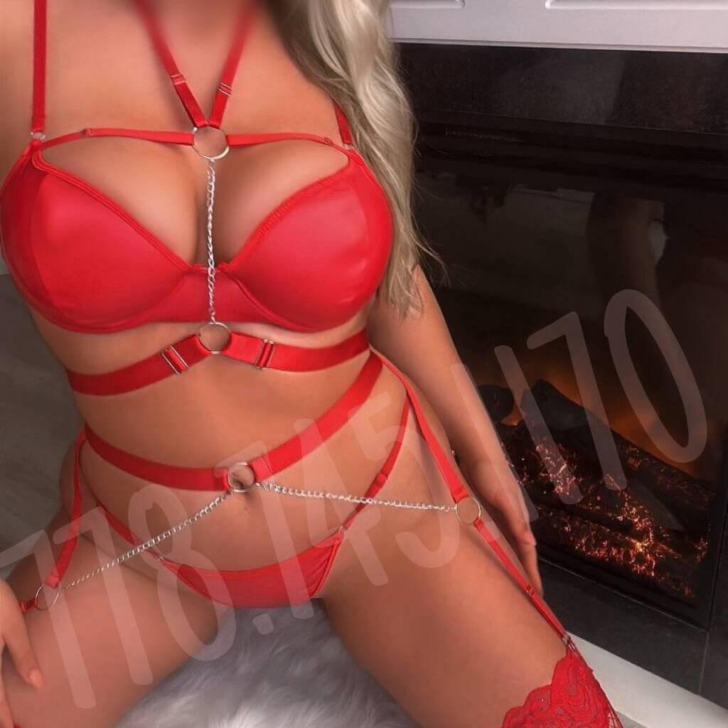 
                        ĄMĄƝƊĄ
                     is Female Escorts. | Grande Prairie | Alberta | Canada | canadatopescorts.com 