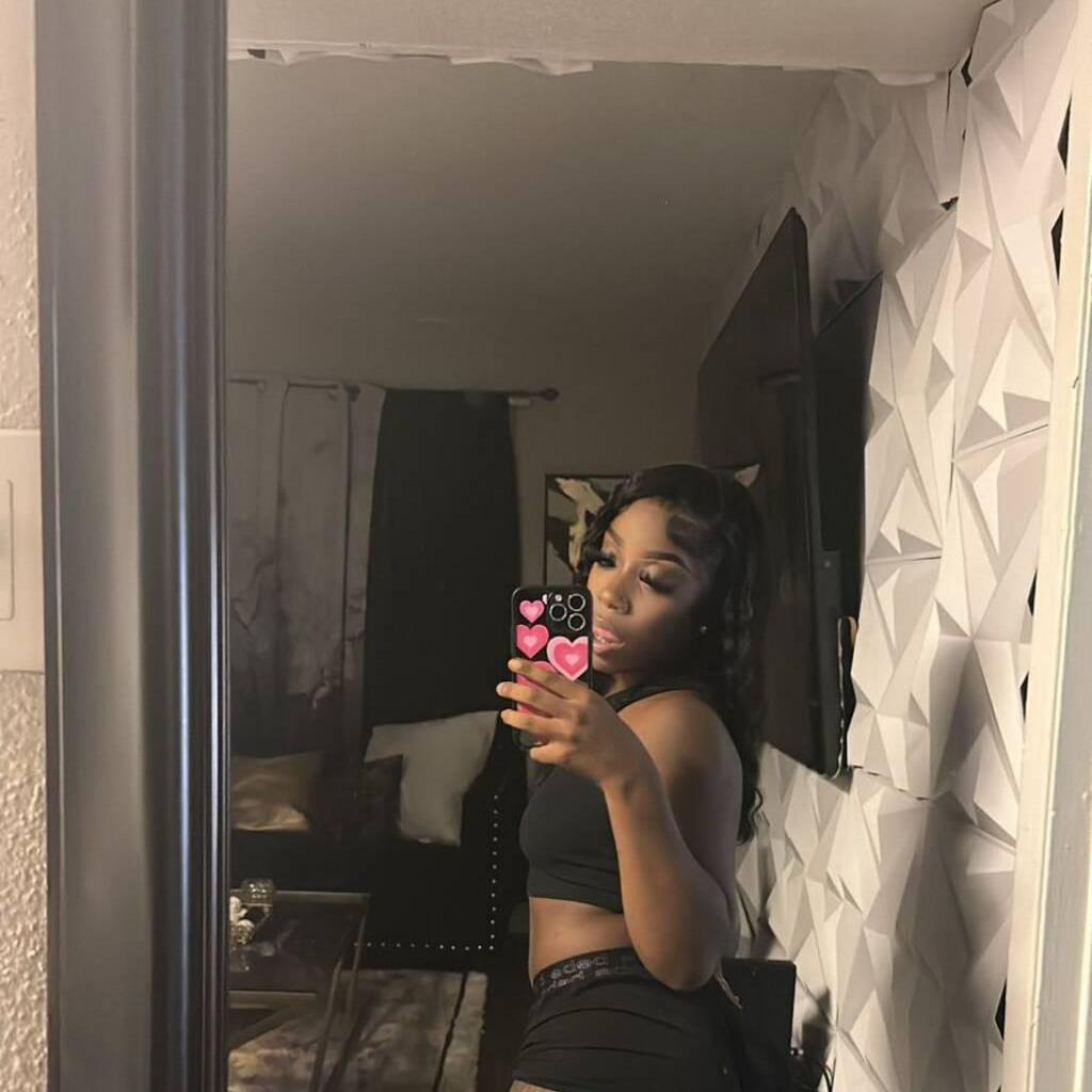 
                        Fernanda
                     is Female Escorts. | Barrie | Ontario | Canada | canadatopescorts.com 