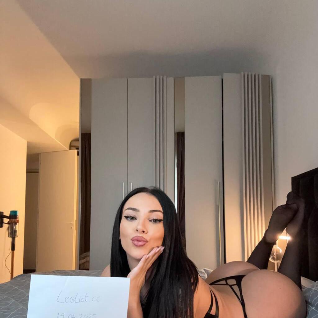 
                        Adriana
                     is Female Escorts. | Vancouver | British Columbia | Canada | canadatopescorts.com 