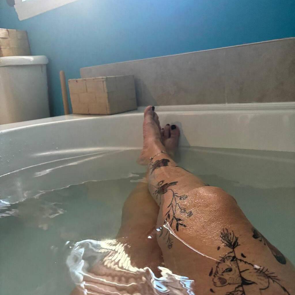 
                        France deboncoeur
                     is Female Escorts. | Montreal | Quebec | Canada | canadatopescorts.com 