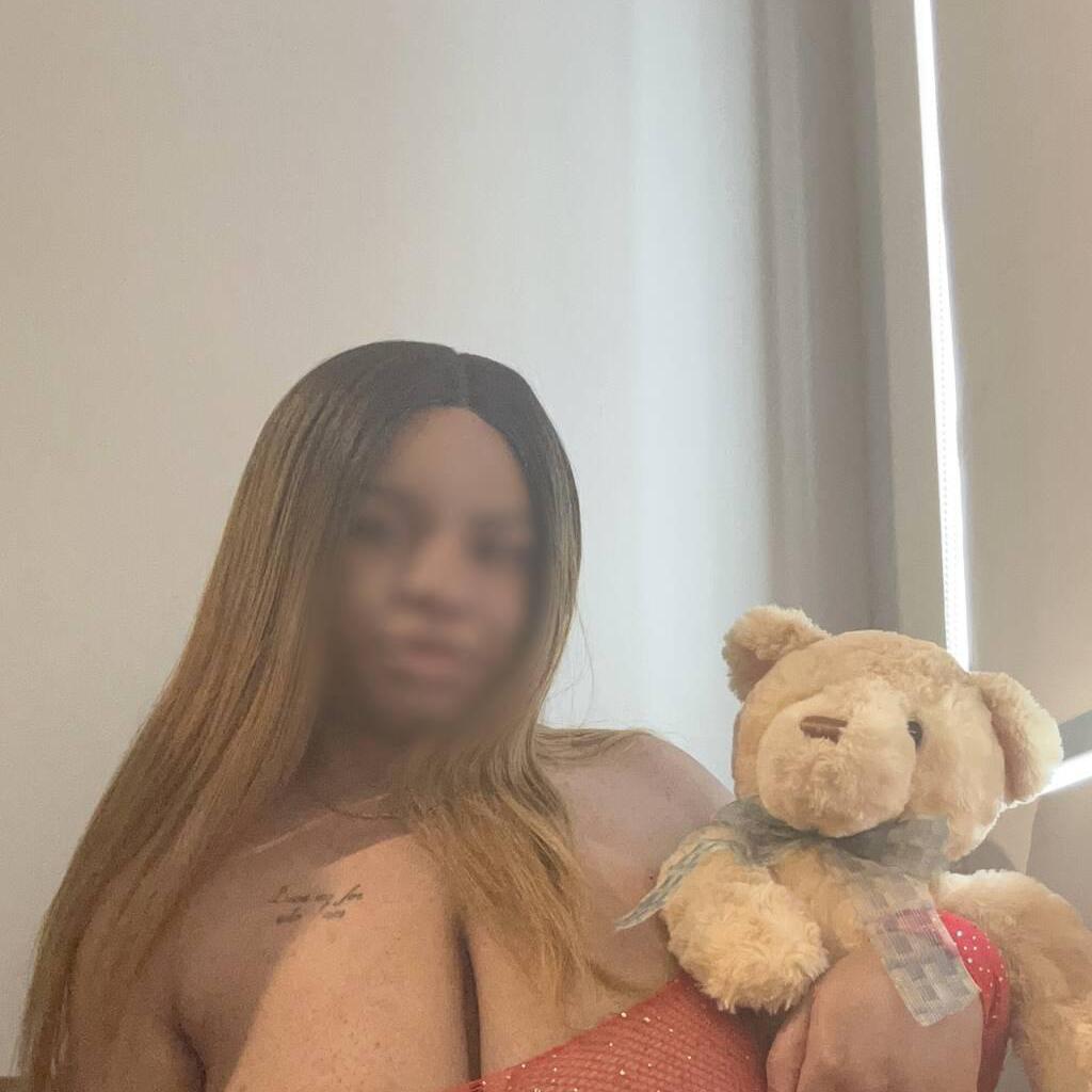 
                        Bella
                     is Female Escorts. | Montreal | Quebec | Canada | canadatopescorts.com 
