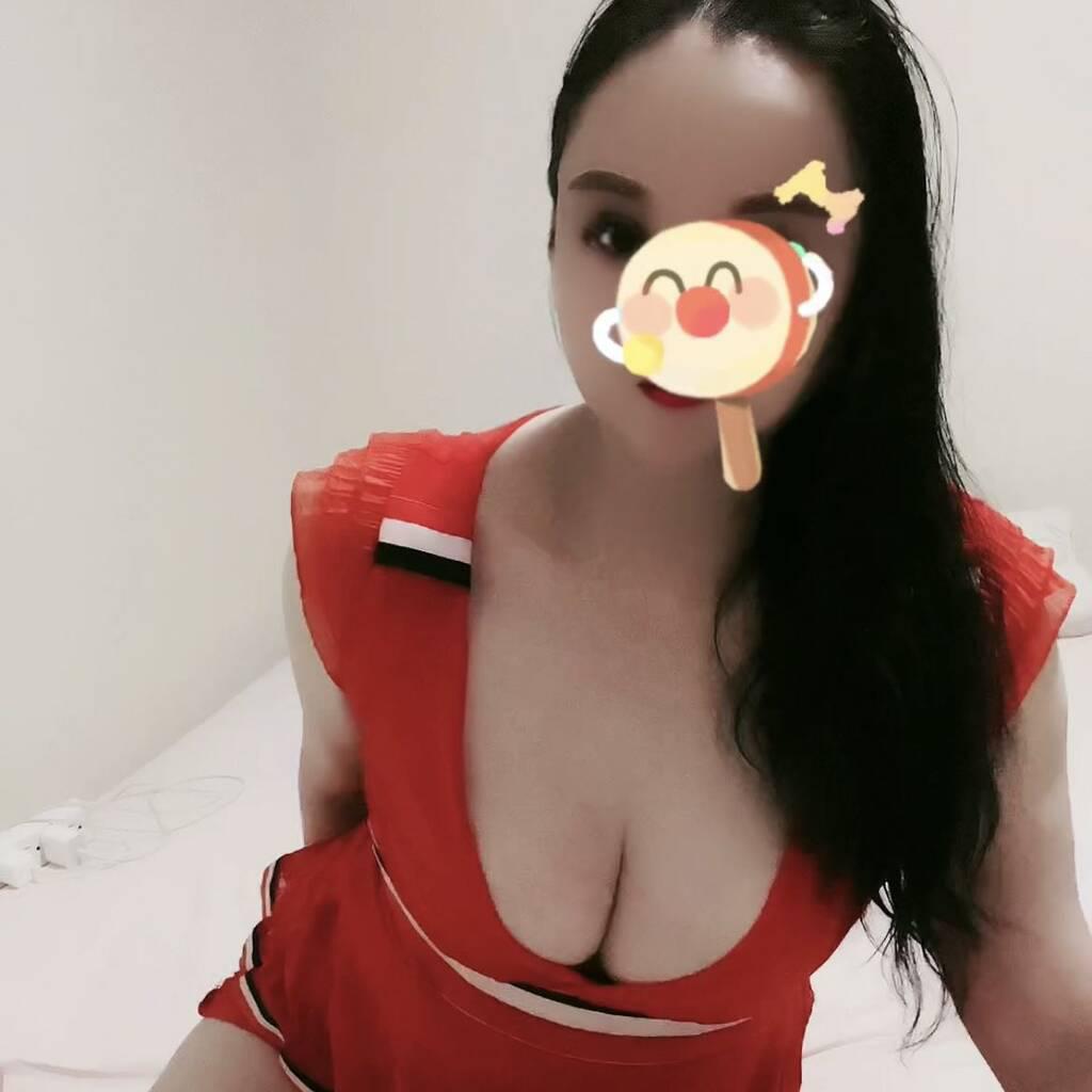 
                        Bebe
                     is Female Escorts. | Vancouver | British Columbia | Canada | canadatopescorts.com 