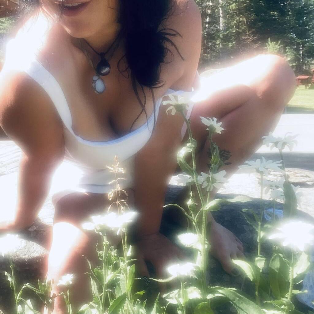 
                        Baylee Shots
                     is Female Escorts. | Yukon | Yukon | Canada | canadatopescorts.com 