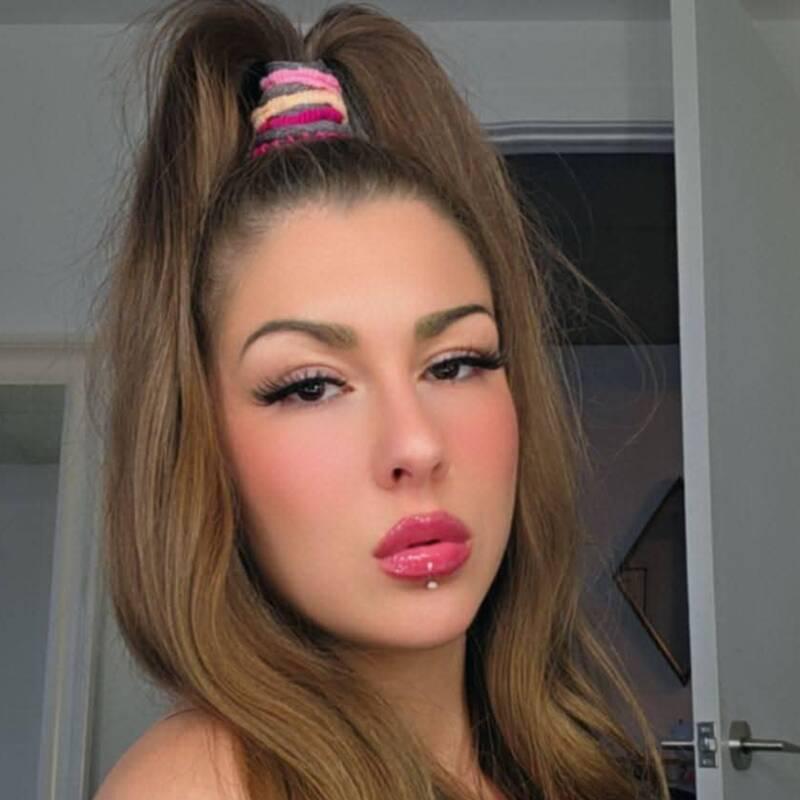 
                        Baby niki
                     is Female Escorts. | Winnipeg | Manitoba | Canada | canadatopescorts.com 