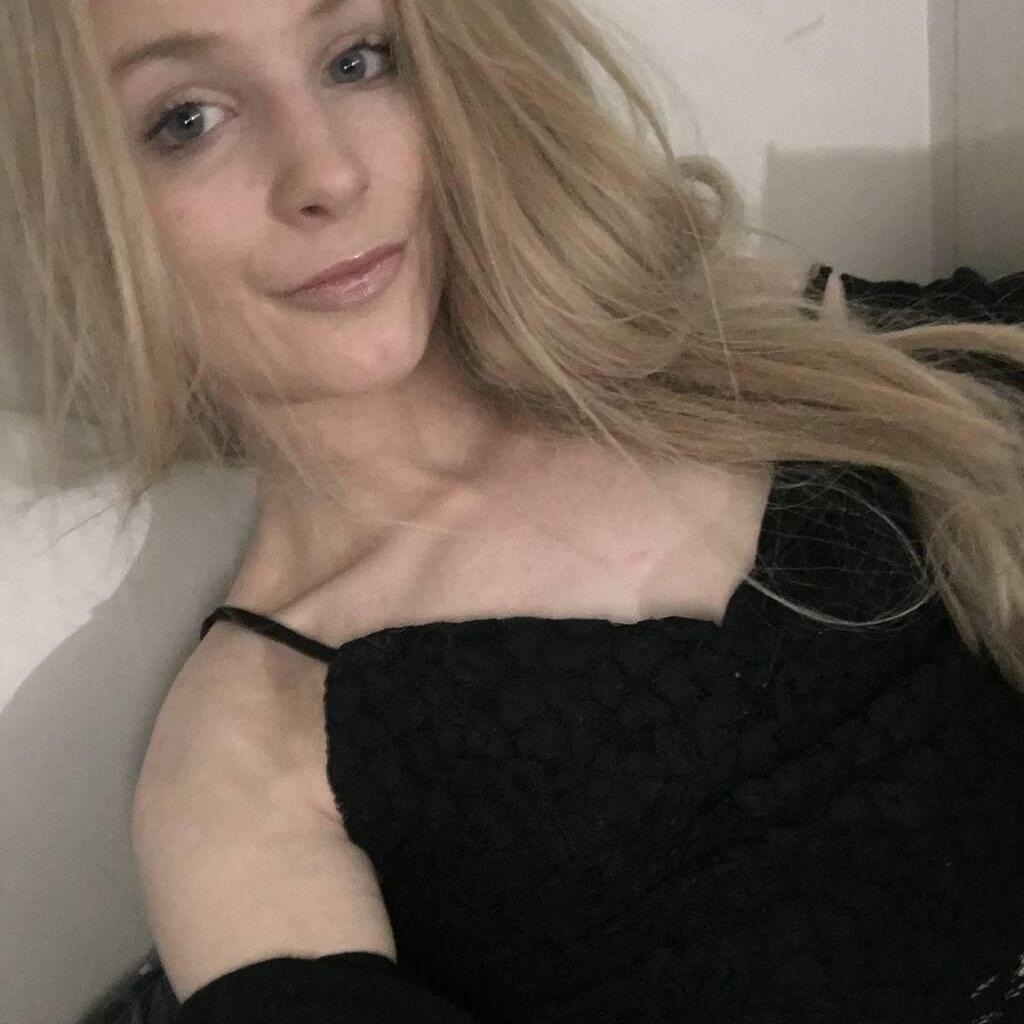 
                        Chanel
                     is Female Escorts. | St. John | New Brunswick | Canada | canadatopescorts.com 