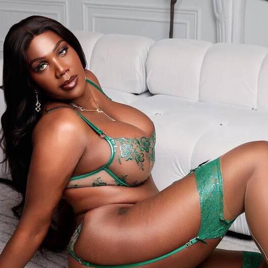 
                        Mia Labelle
                     is Female Escorts. | Kelowna | British Columbia | Canada | canadatopescorts.com 